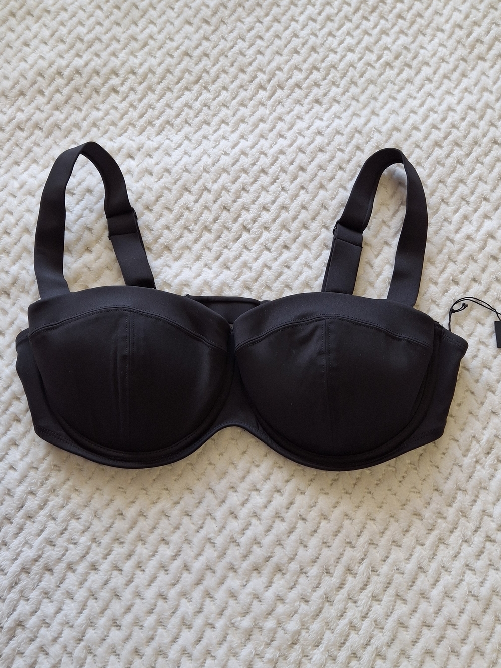 NWT TA3 Black Busty Bra Top Size Large D/DD